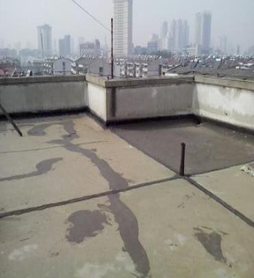 林州漏水维修 楼顶漏水是什么原因，楼顶漏水维修方法是什么?